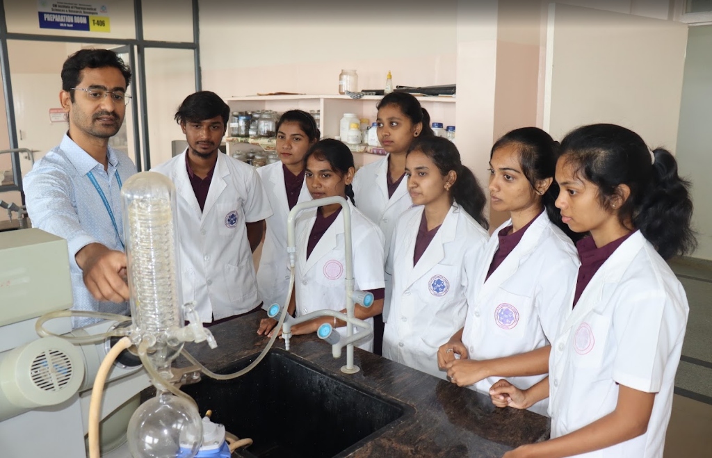 Phytochemistry & Distillation Lab
